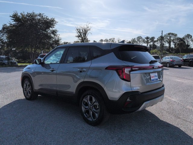 Used 2026 Kia Seltos LX FWD image 6