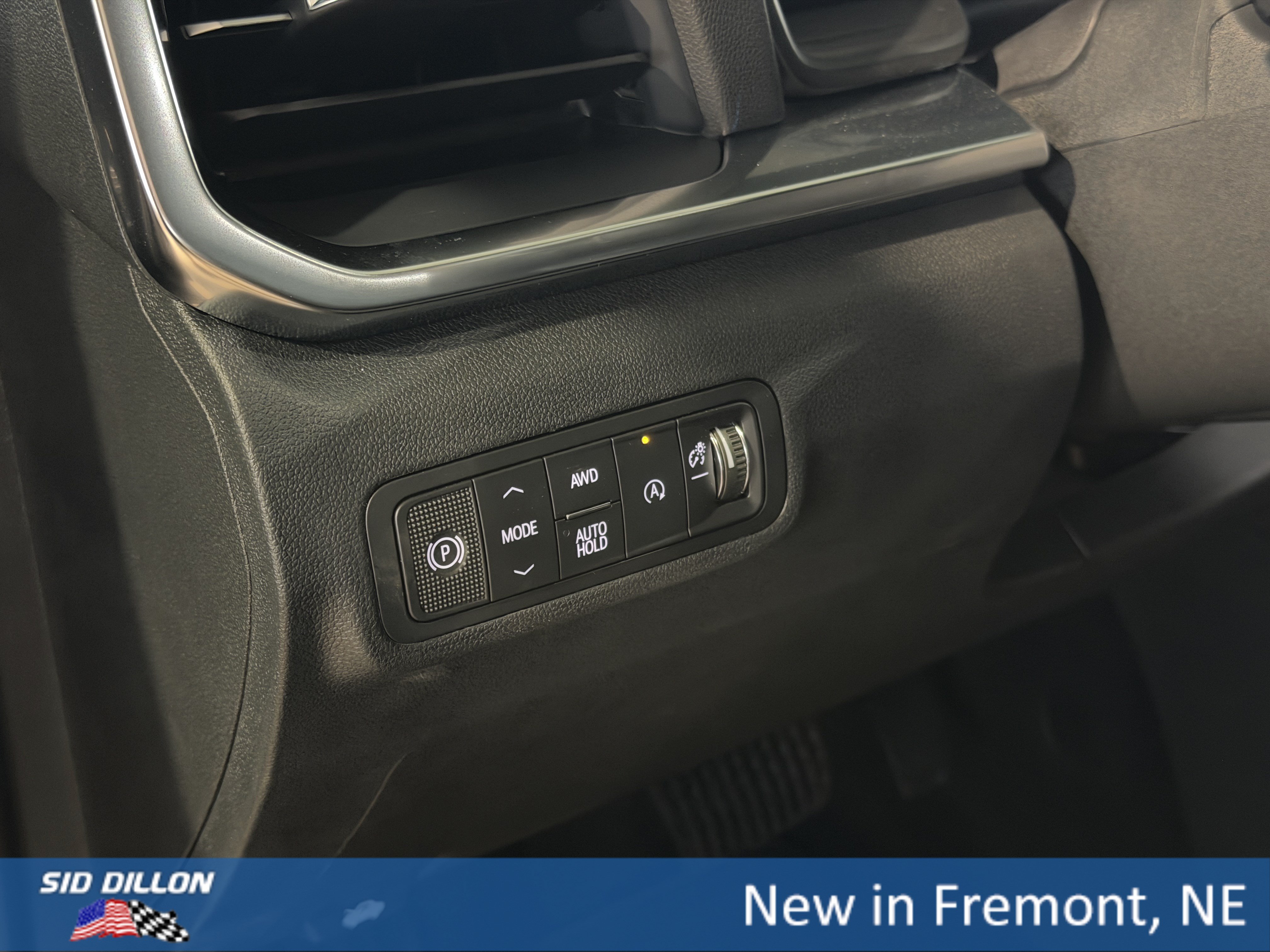 New 2027 GMC Terrain Elevation w/ Elevation Premium Package AWD/4WD image 13