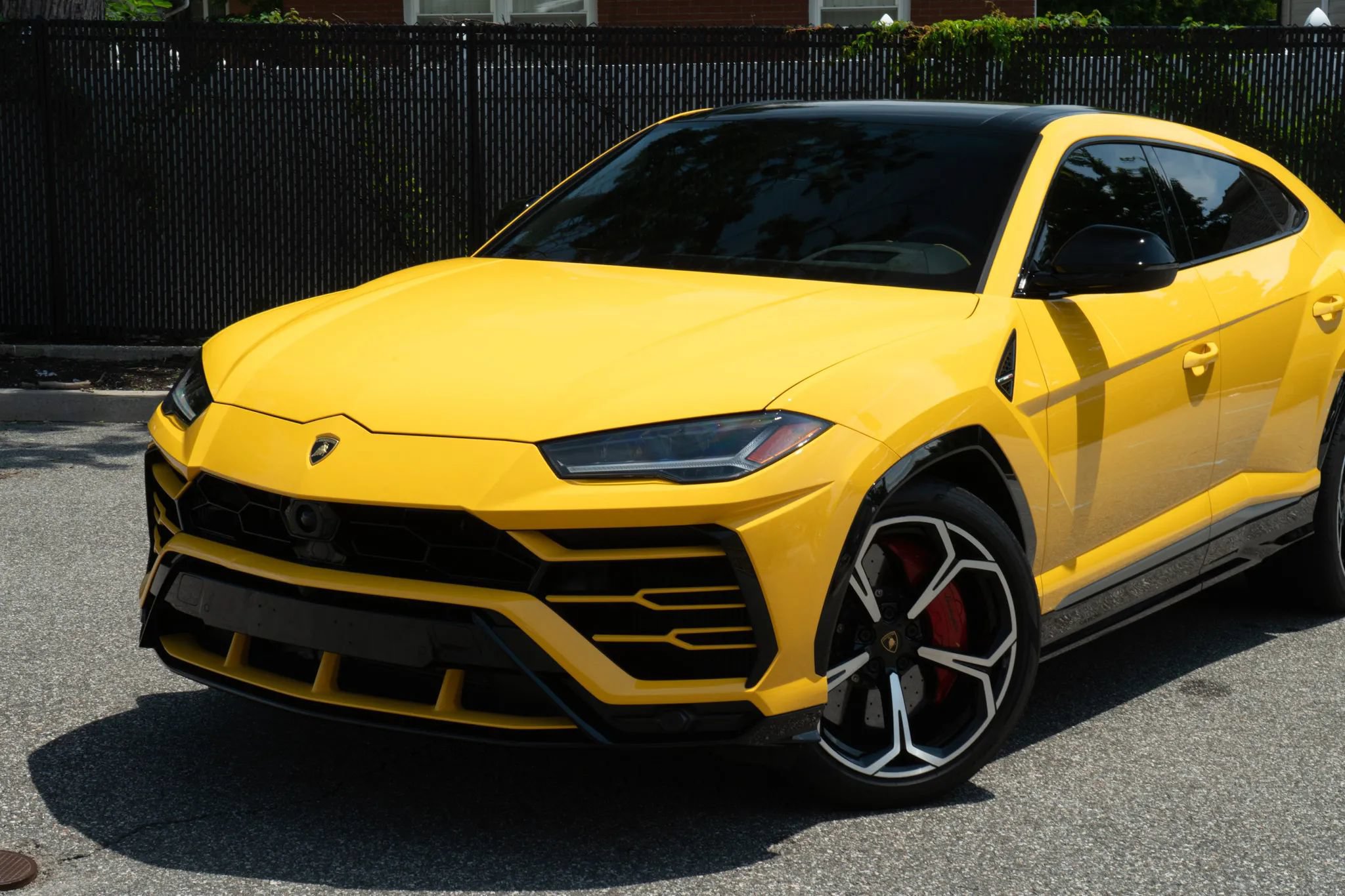 Used 2021 Lamborghini Urus AWD/4WD image 27