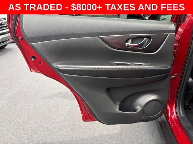 Used 2018 Nissan Rogue SV w/ Premium Package FWD image 13