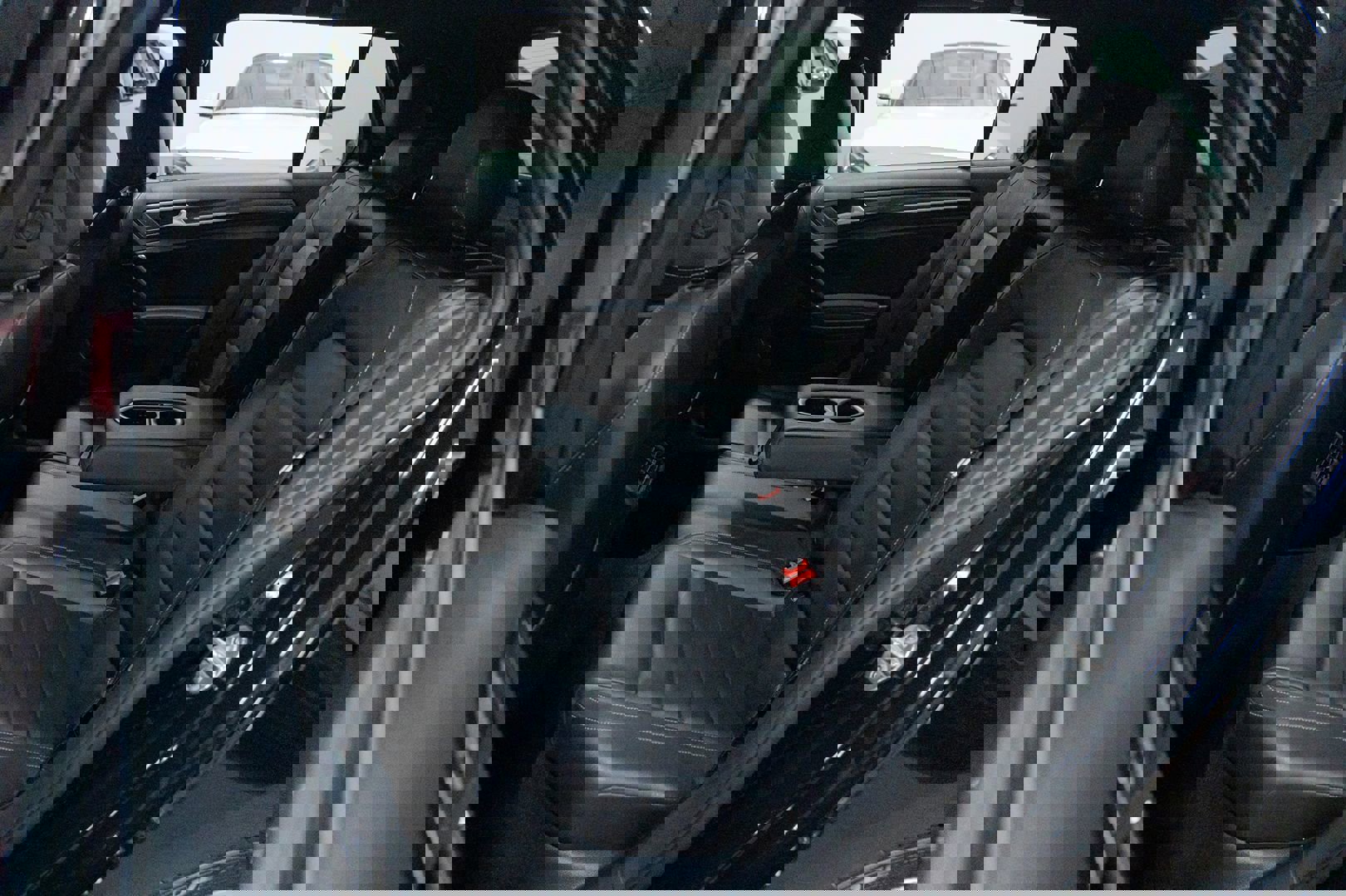 Used 2016 Volkswagen Golf 4-Door image 18