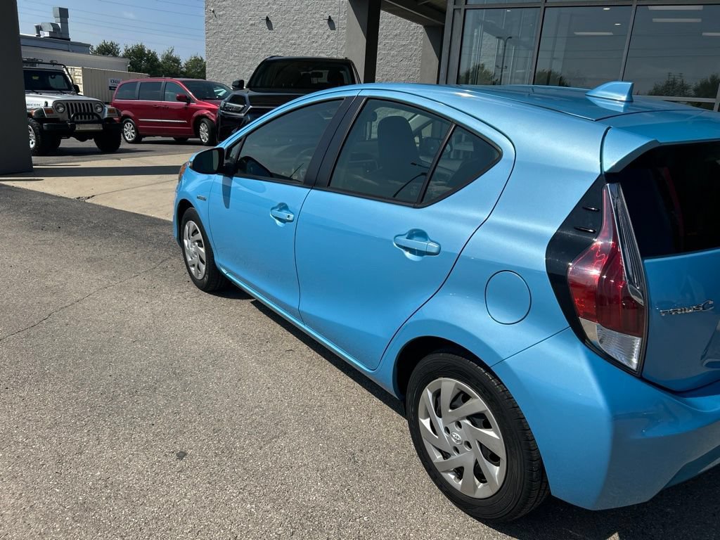 Used 2015 Toyota Prius C One FWD image 5