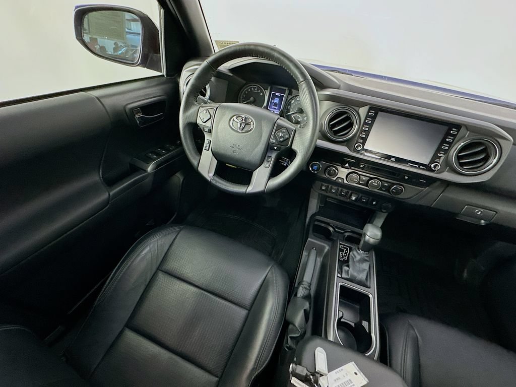 Used 2023 Toyota Tacoma TRD Off-Road w/ TRD Premium Off Road Package AWD/4WD image 9