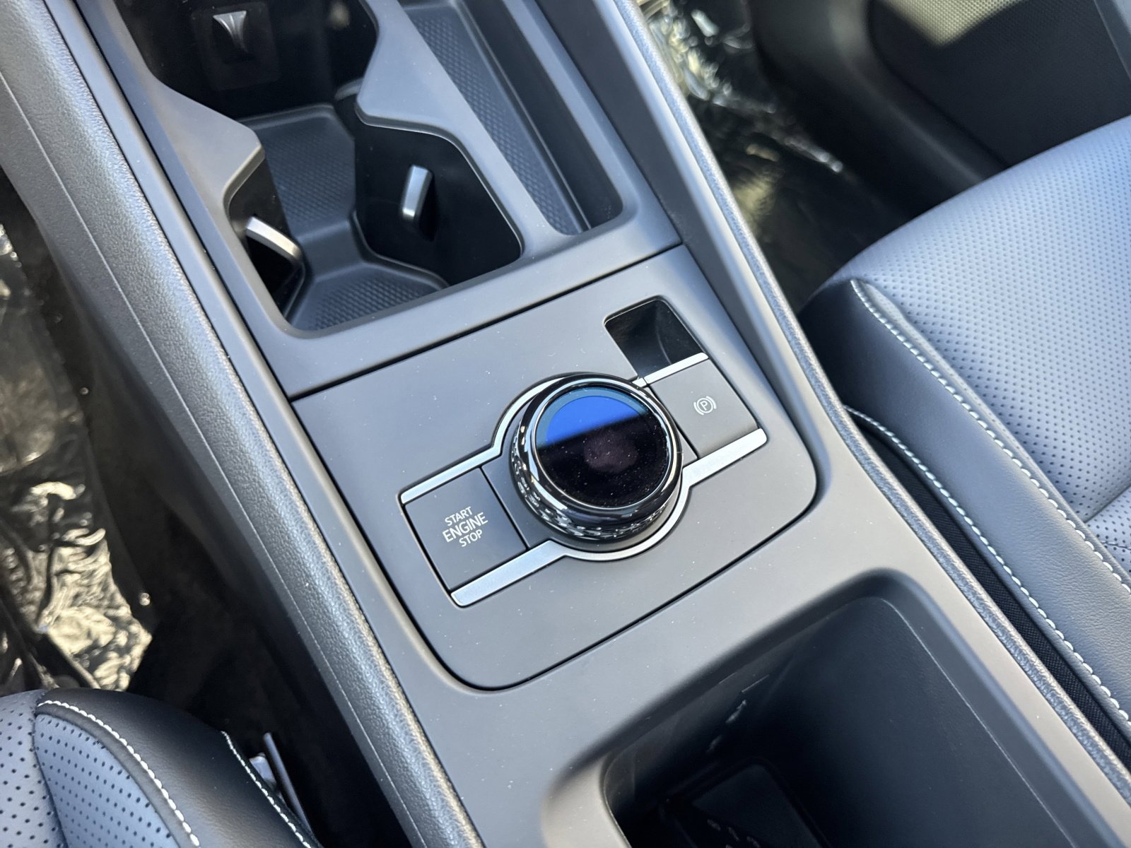 New 2026 Volkswagen Tiguan SE R-Line image 23