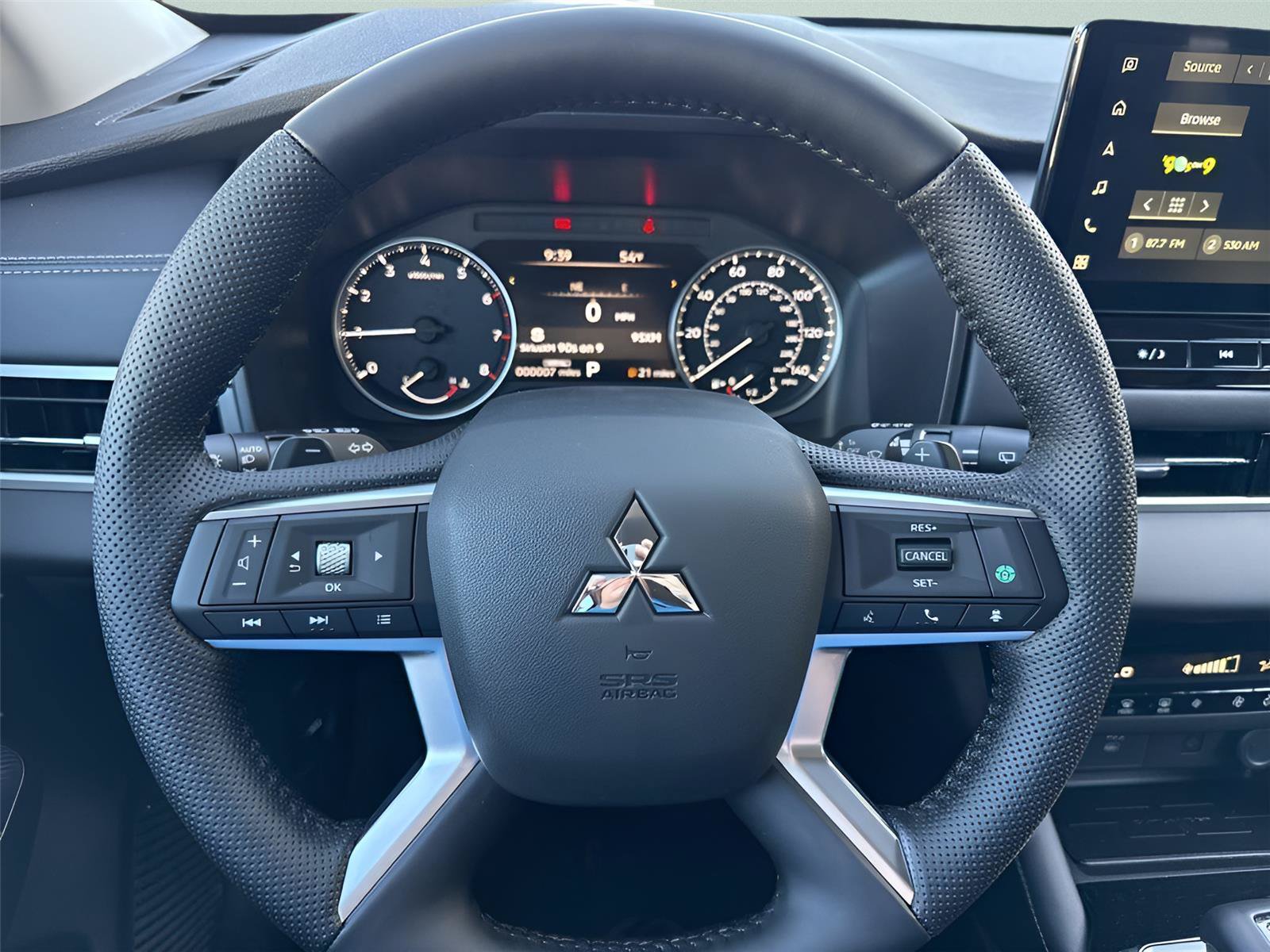 New 2026 Mitsubishi Outlander SE FWD image 16