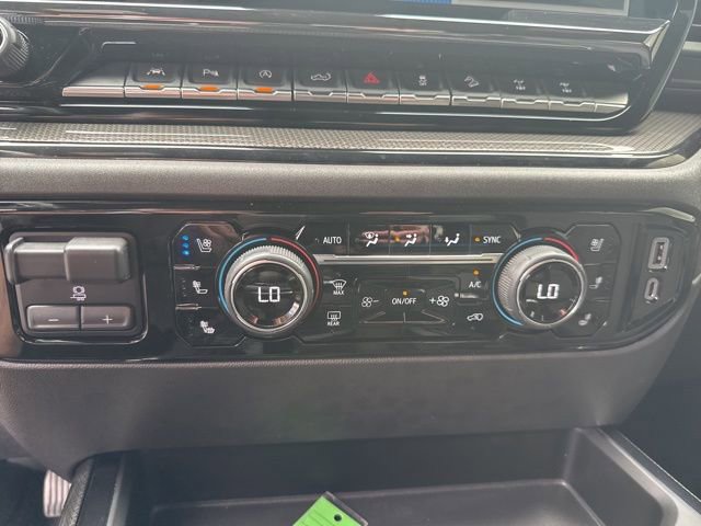 Used 2023 Chevrolet Silverado 1500 ZR2 w/ Technology Package AWD/4WD image 26