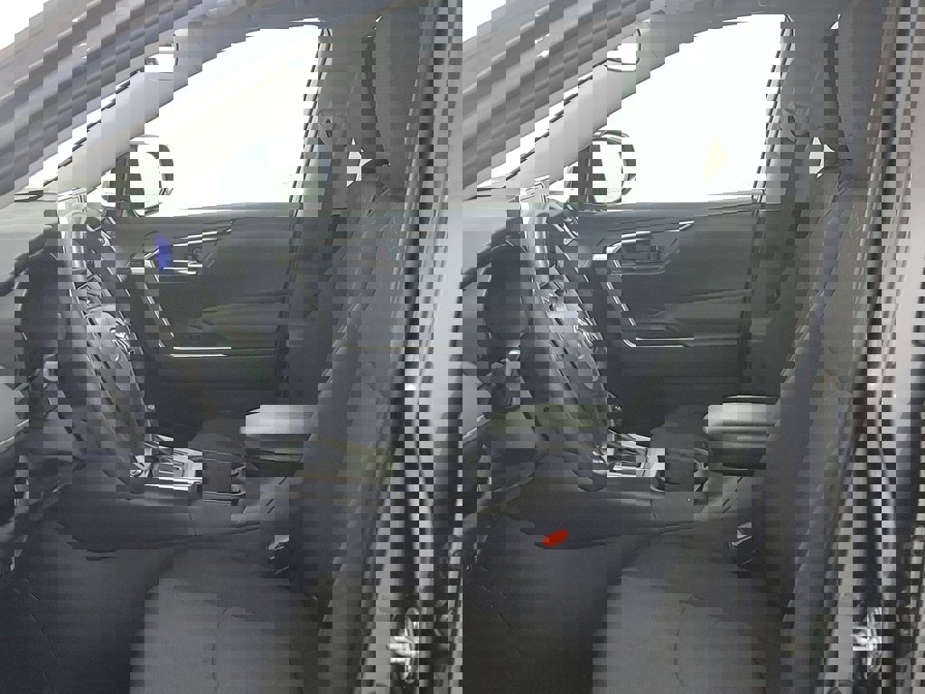 Used 2024 Toyota RAV4 XLE image 13
