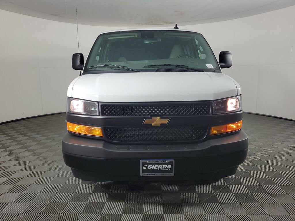 New 2025 Chevrolet Express 2500 image 9