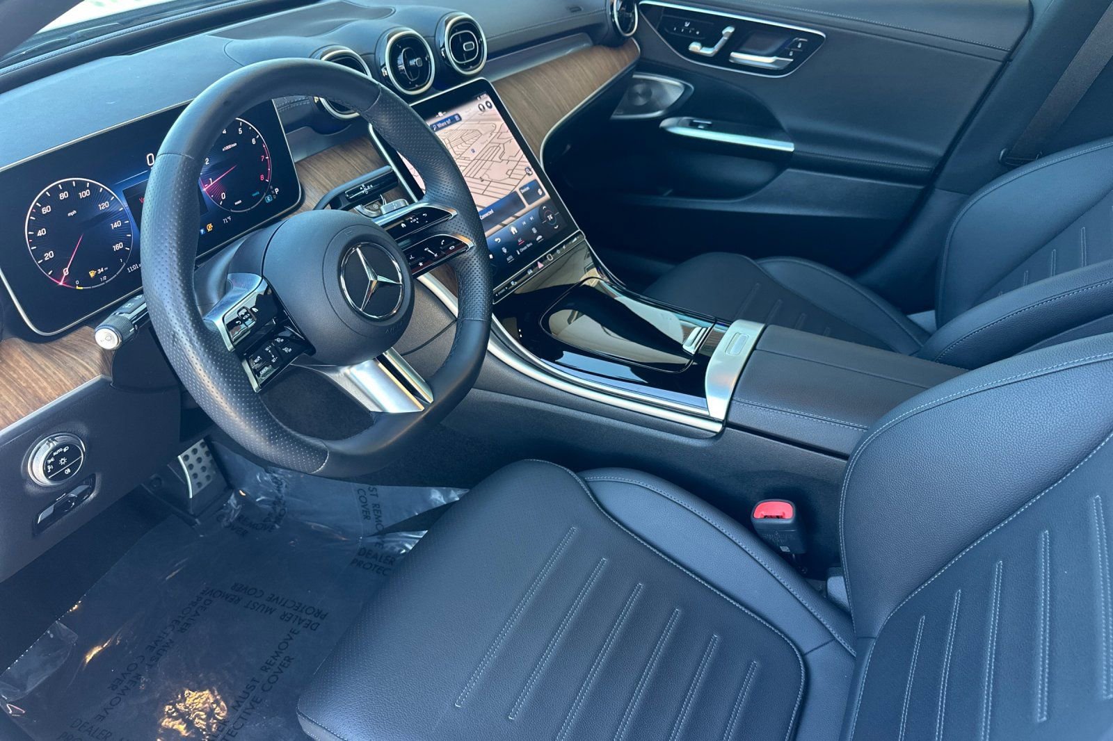 Used 2024 Mercedes-Benz C 300 4MATIC Sedan image 11