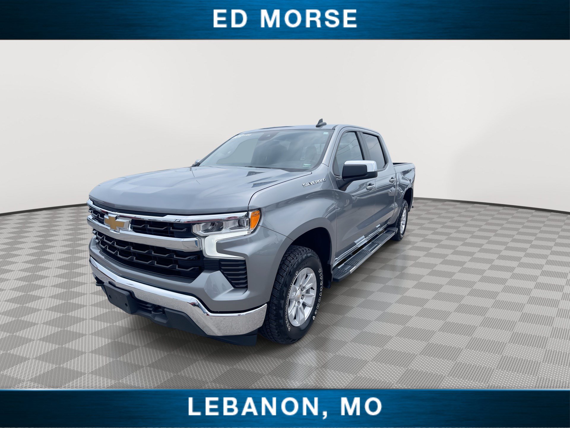Used 2023 Chevrolet Silverado 1500 LT w/ Protection Package AWD/4WD image 4