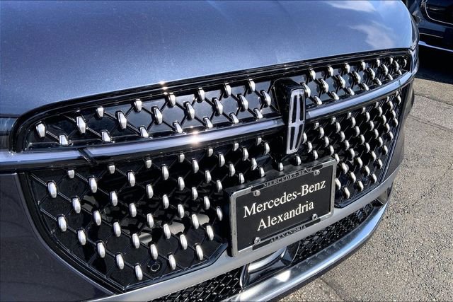 Used 2024 Lincoln Nautilus Reserve w/ Equipment Group 203A image 27