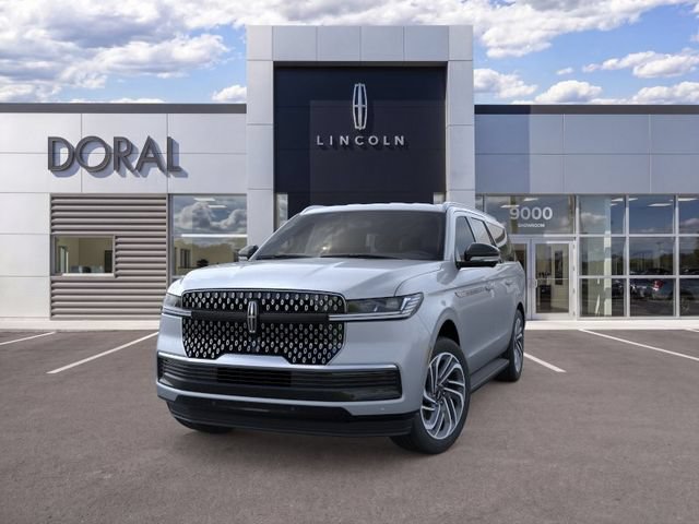 New 2026 Lincoln Navigator L Premier AWD/4WD image 2