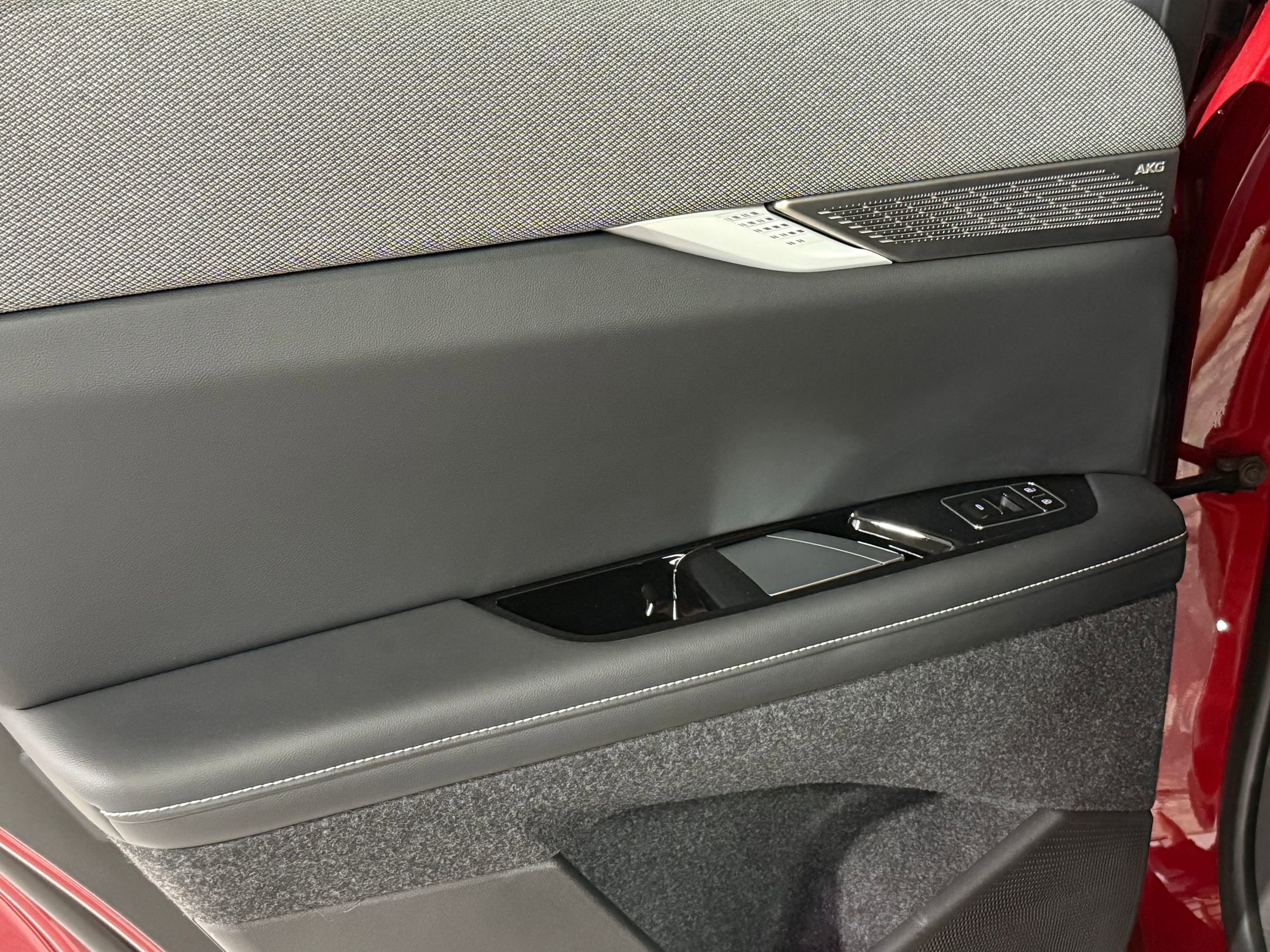 New 2026 Cadillac Optiq Sport 1 image 41