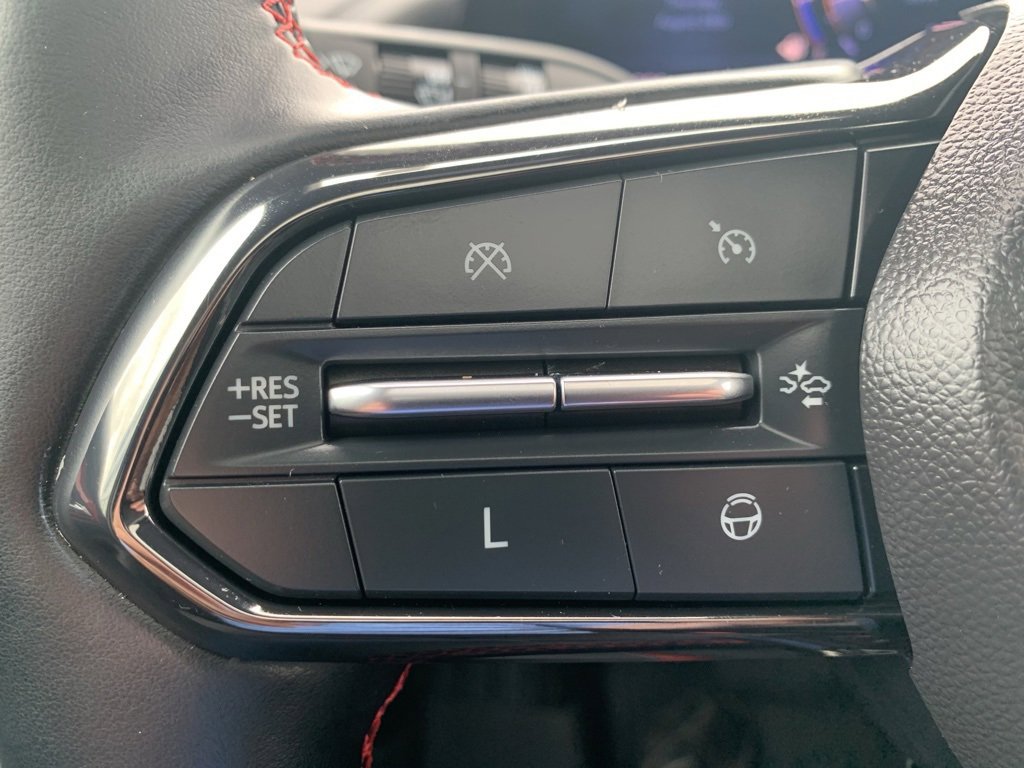 Used 2024 Chevrolet Traverse RS w/ LPO, Floor Liner Package image 16