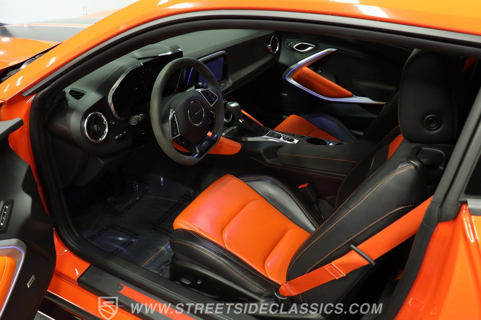 Used 2018 Chevrolet Camaro LT w/ Hot Wheels Edition RWD image 4