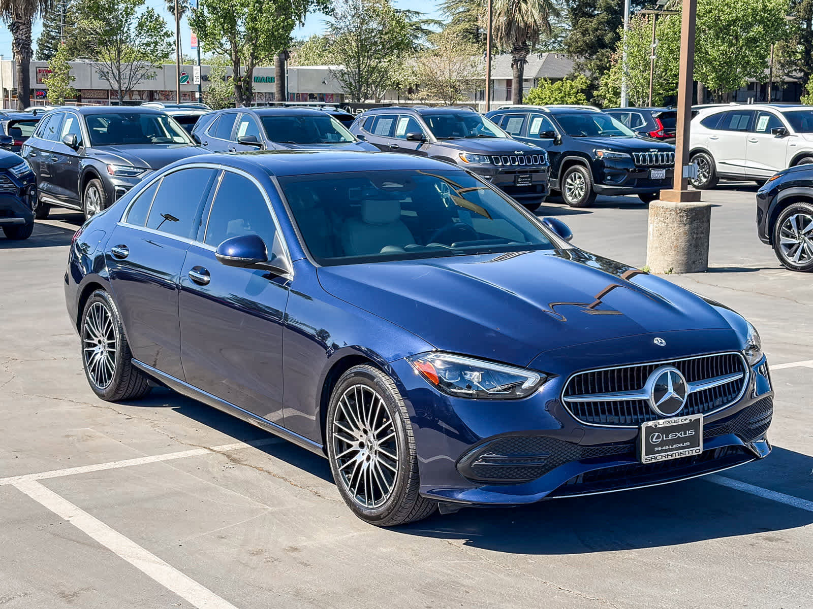 Used 2023 Mercedes-Benz C 300 Sedan image 5