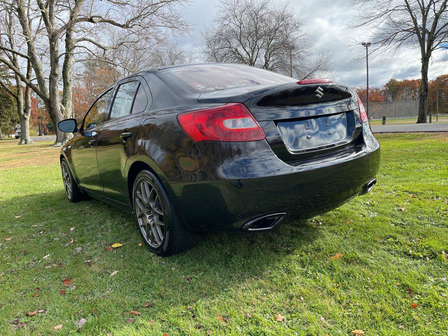 Used 2010 Suzuki Kizashi GTS FWD image 17