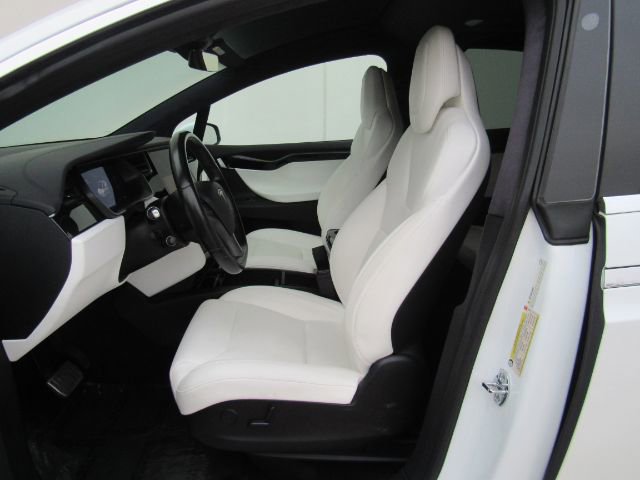 Used 2018 Tesla Model X 100D image 7