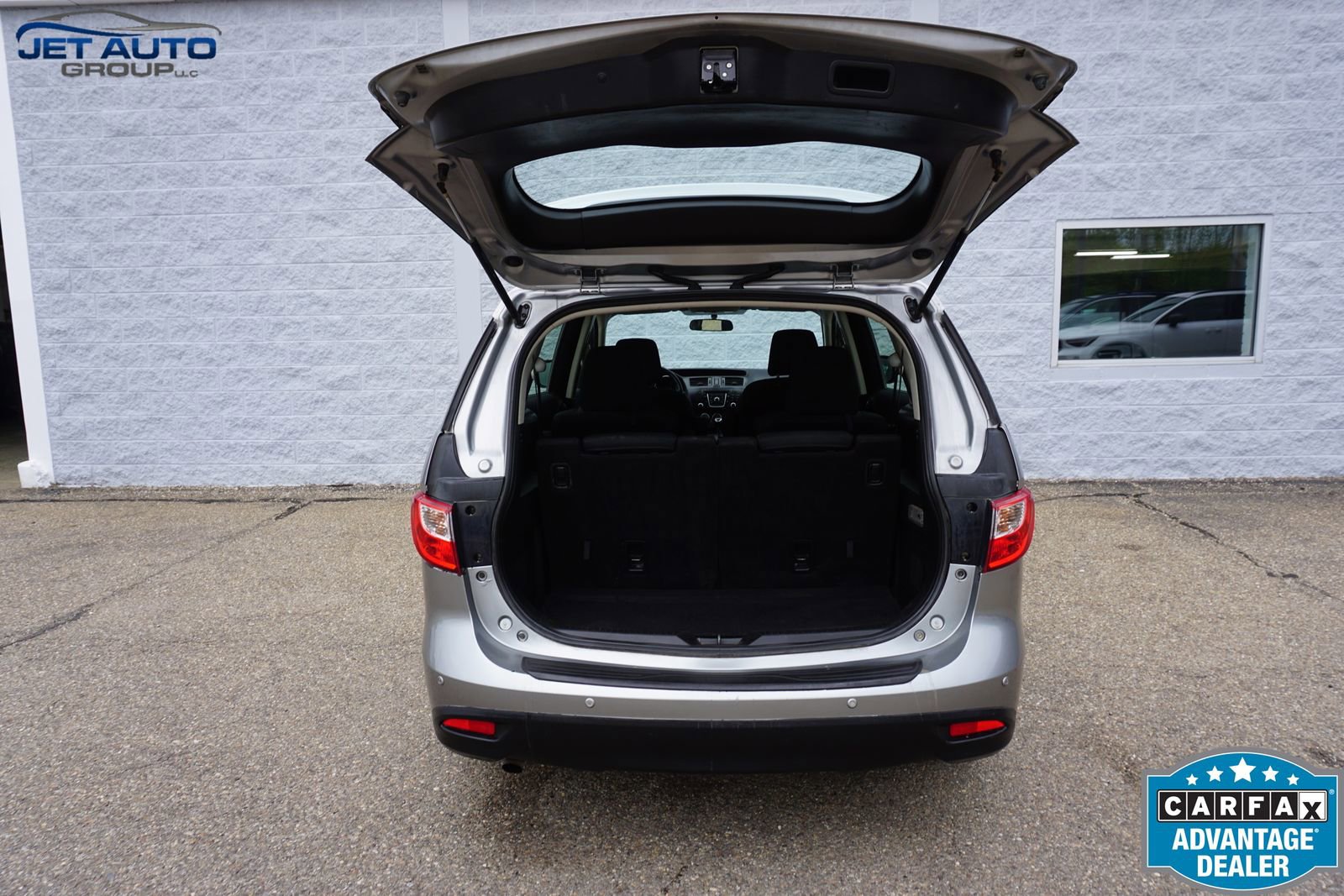 Used 2013 MAZDA MAZDA5 Touring FWD image 16