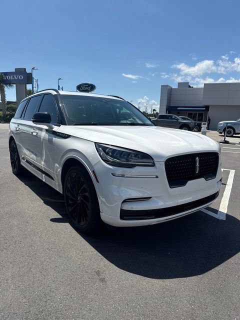 Used 2024 Lincoln Aviator Reserve w/ Jet Package RWD image 3