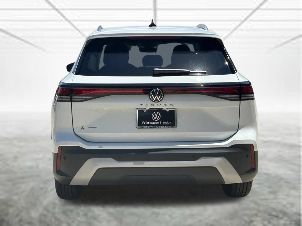 New 2026 Volkswagen Tiguan S FWD image 4