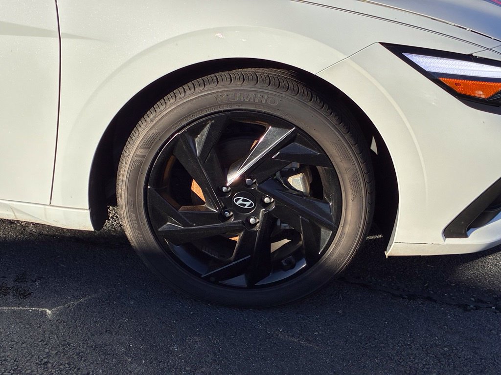 Certified 2026 Hyundai Elantra Sport FWD image 48