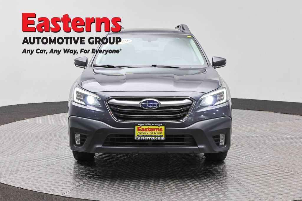 Used 2022 Subaru Outback Premium AWD/4WD image 2