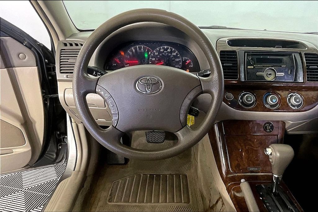 Used 2006 Toyota Camry LE FWD image 6