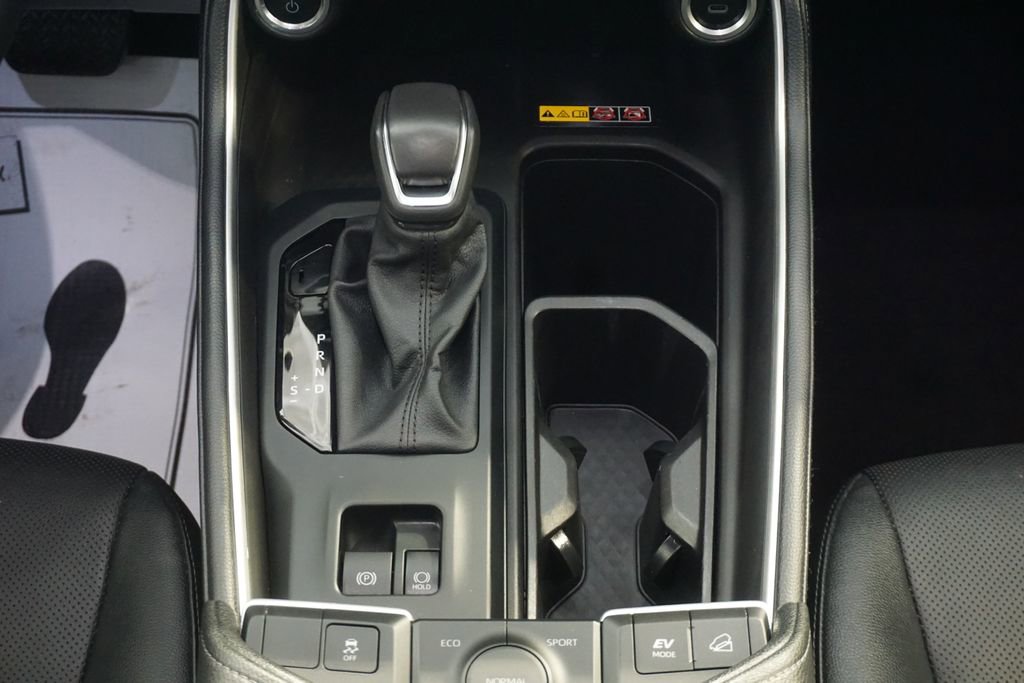 Used 2024 Toyota Grand Highlander Limited image 35