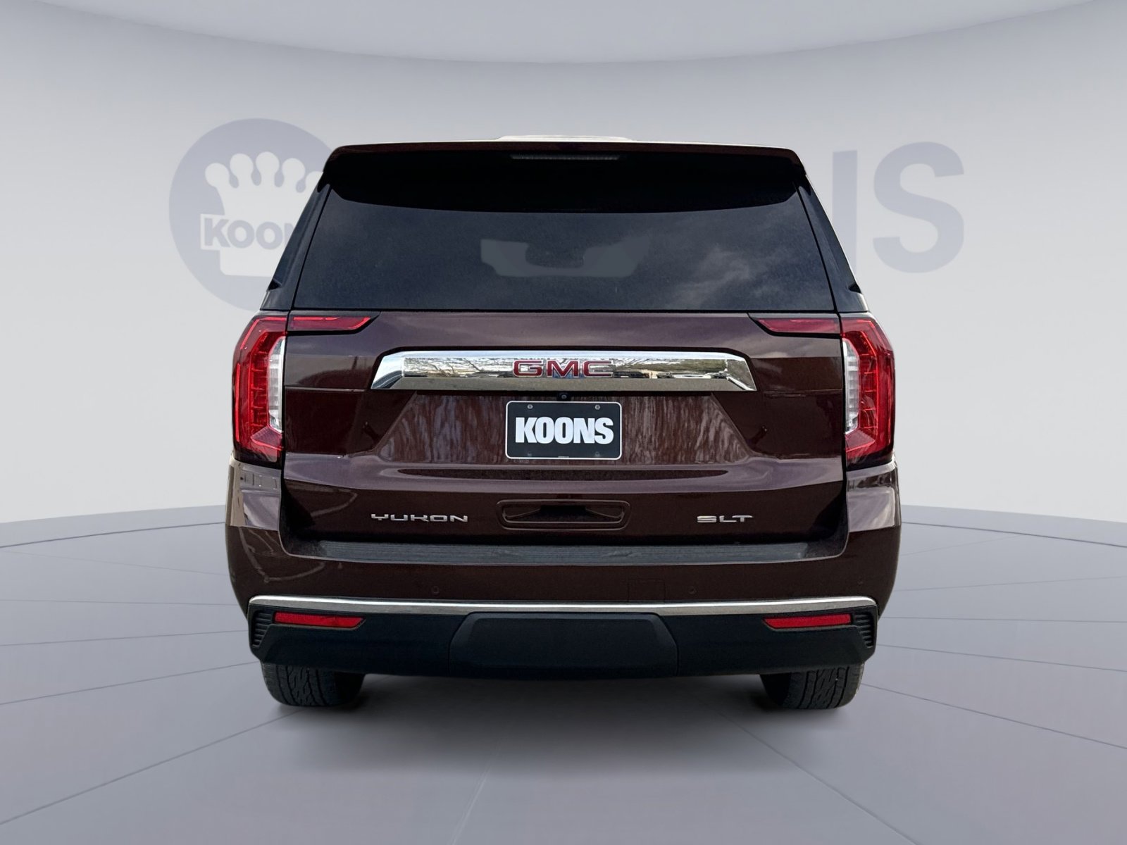 Used 2022 GMC Yukon SLT w/ SLT Luxury Package AWD/4WD image 5