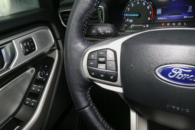 Used 2022 Ford Explorer Limited w/ Limited Technology Package image 32