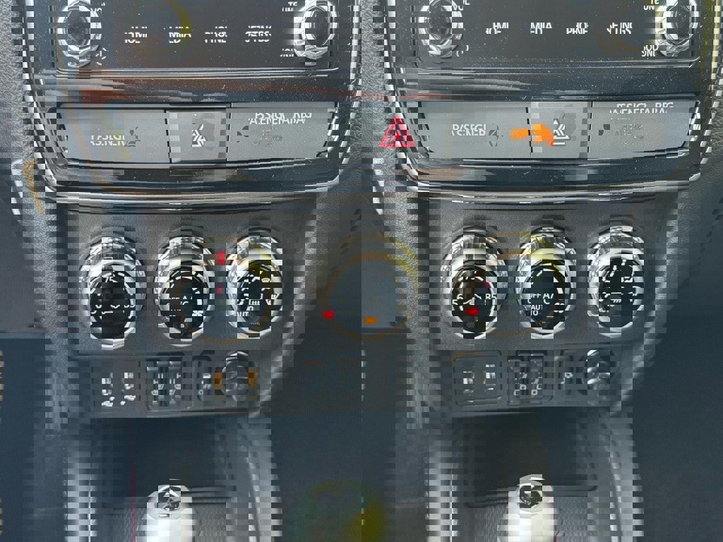 New 2025 Mitsubishi Outlander Sport LE image 29