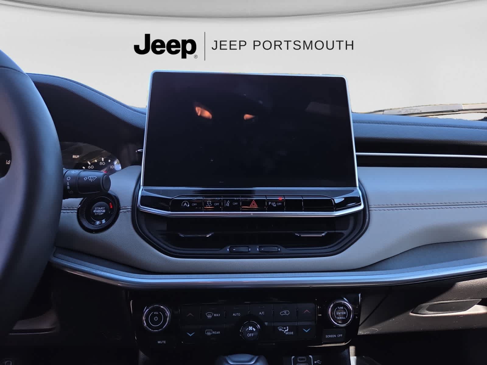 Used 2024 Jeep Compass Limited w/ Sun and Sound Group AWD/4WD image 13