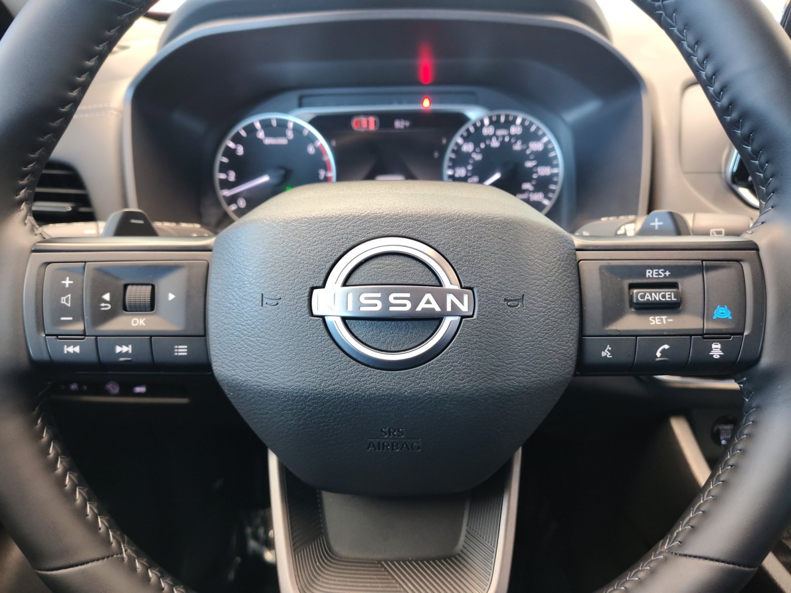 Certified 2026 Nissan Rogue SV FWD image 18