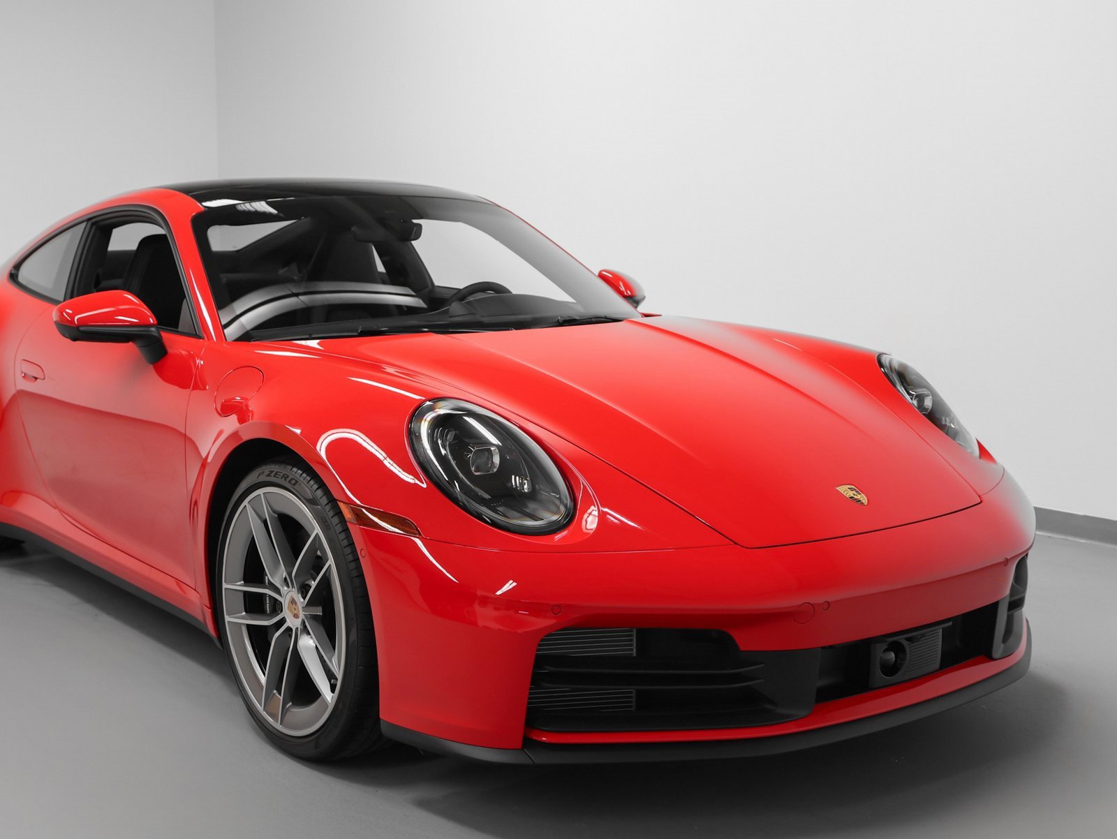 Used 2025 Porsche 911 Carrera image 9