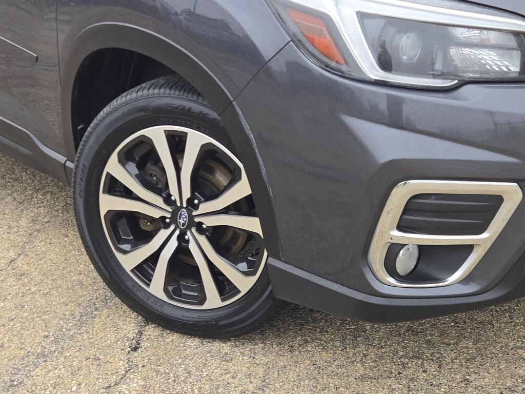 Used 2021 Subaru Forester Limited w/ Popular Package #3 image 3