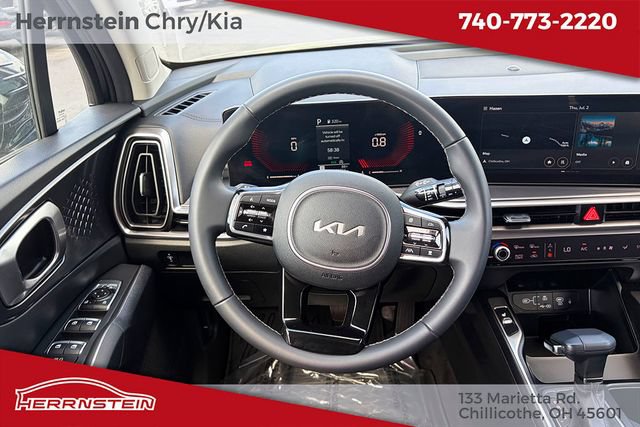 Used 2025 Kia Sorento S AWD/4WD image 7