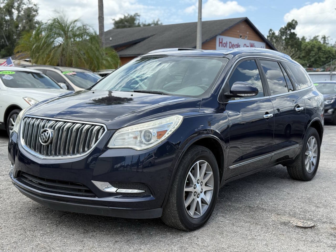 Used 2016 Buick Enclave Leather FWD image 2