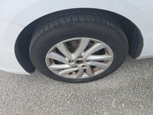 Used 2012 MAZDA MAZDA3 i Grand Touring w/ Tech Pkg FWD image 16