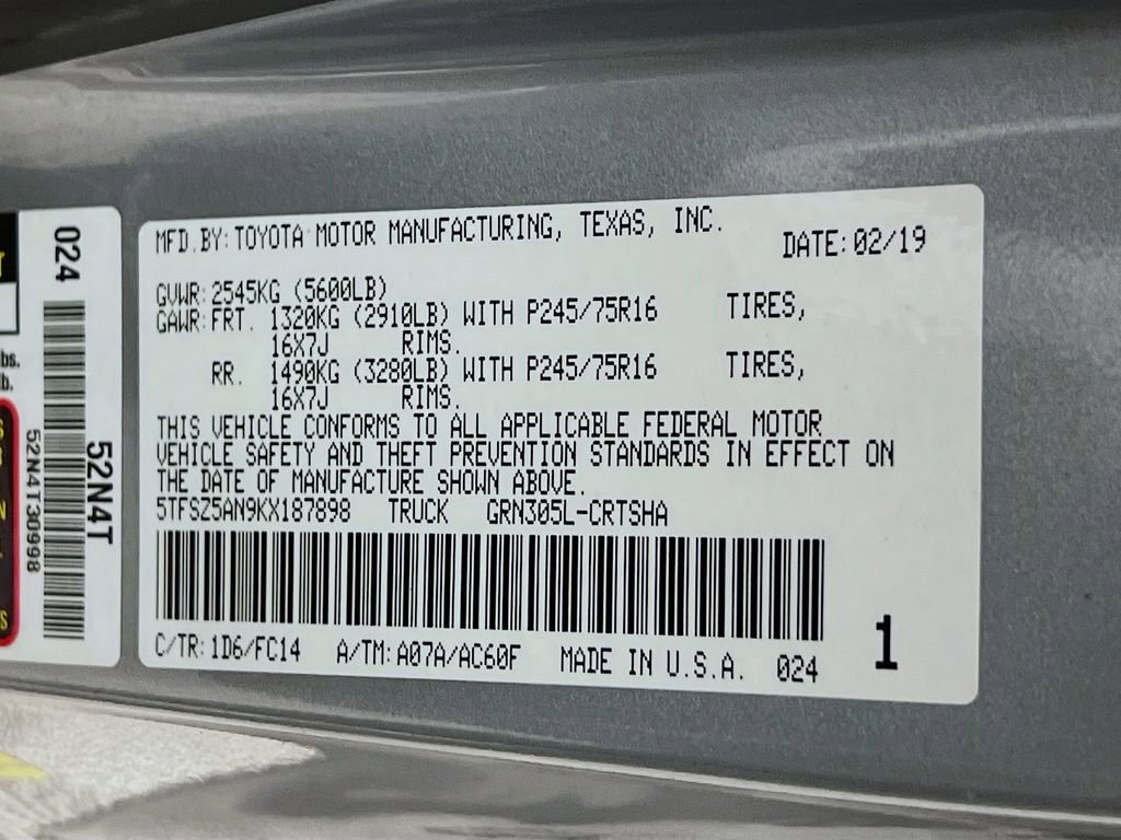 Used 2019 Toyota Tacoma SR5 AWD/4WD image 28