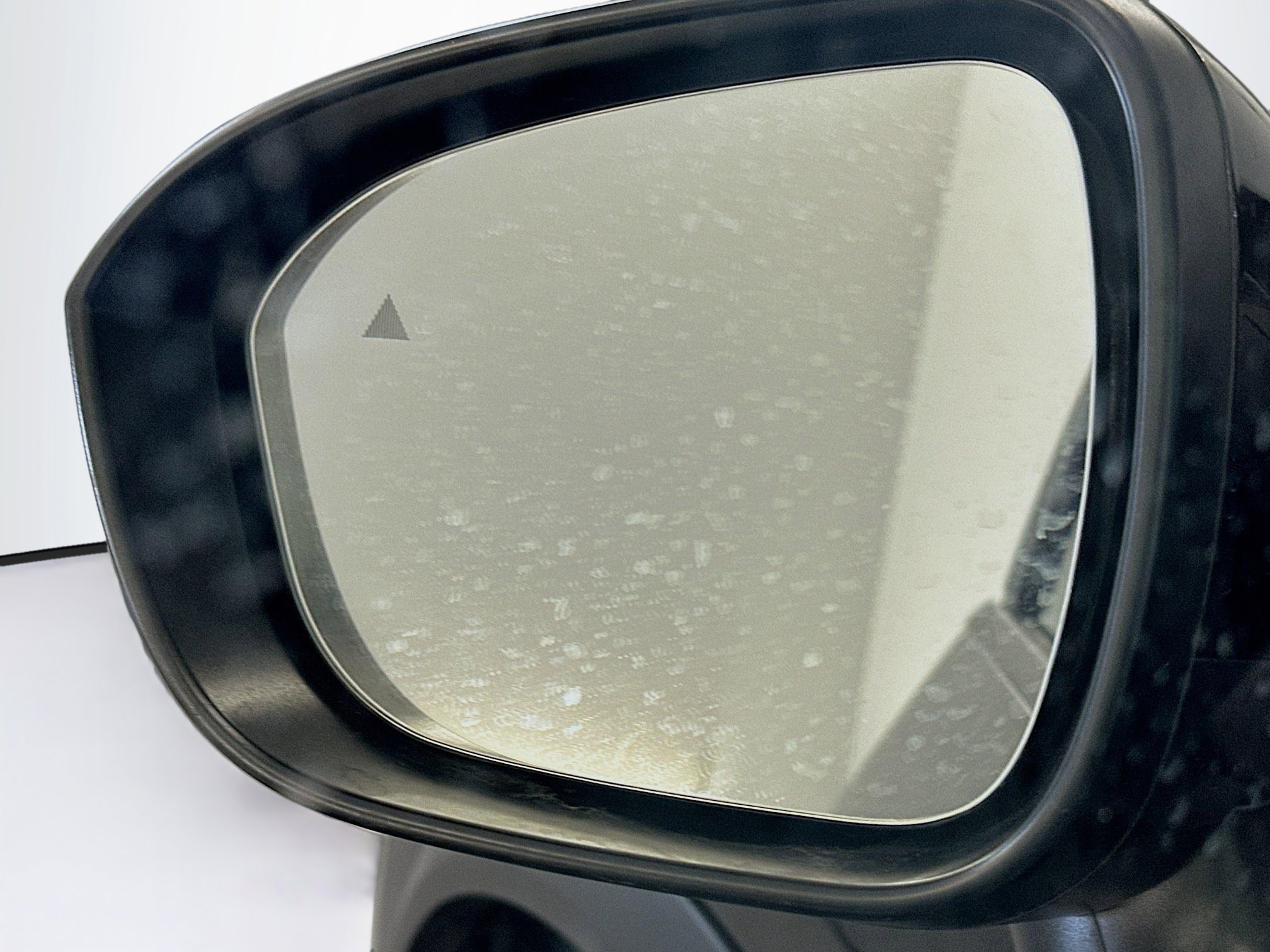 Used 2025 Nissan Rogue SV image 16