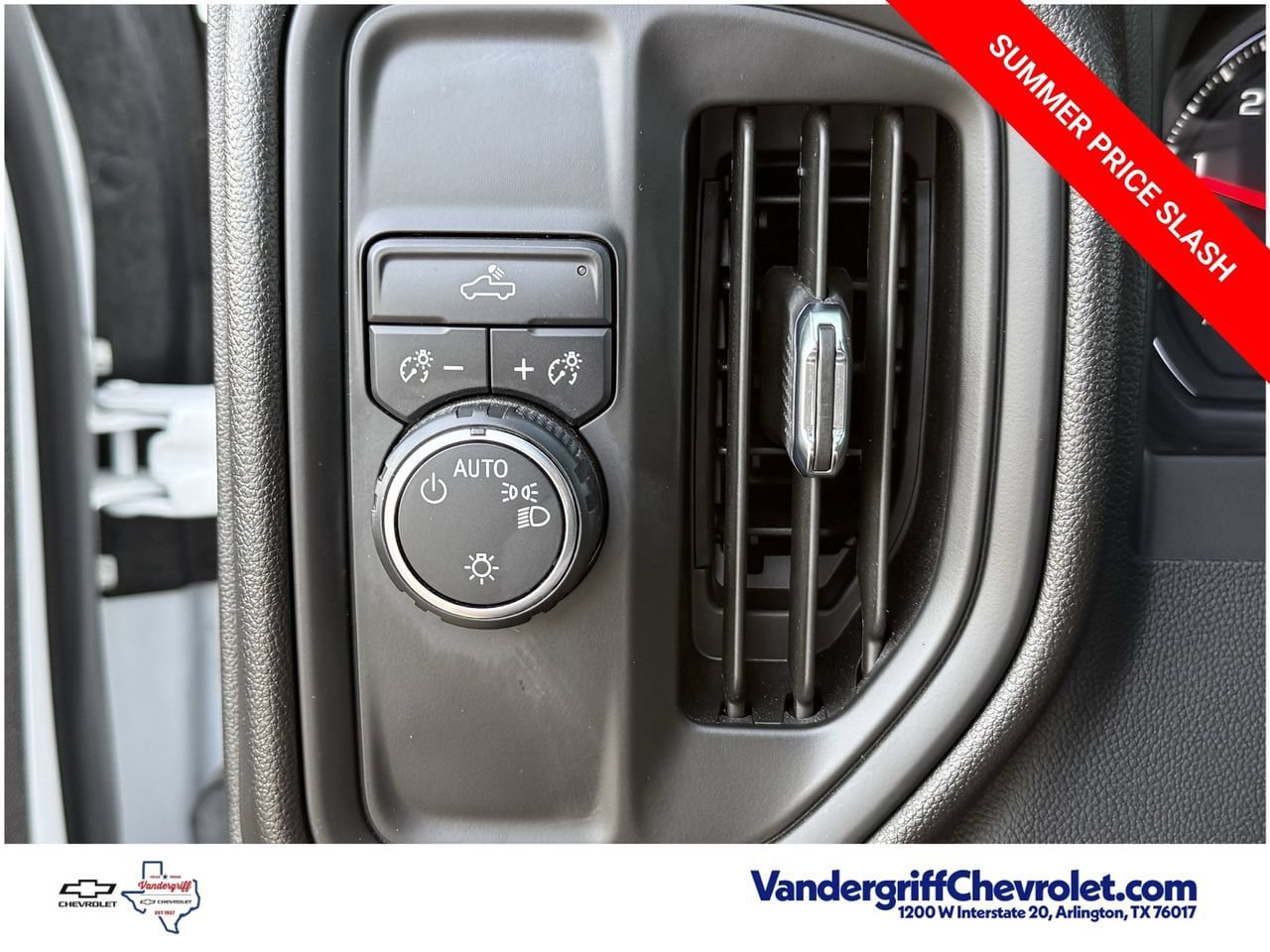 Used 2024 Chevrolet Silverado 1500 Custom RWD image 21
