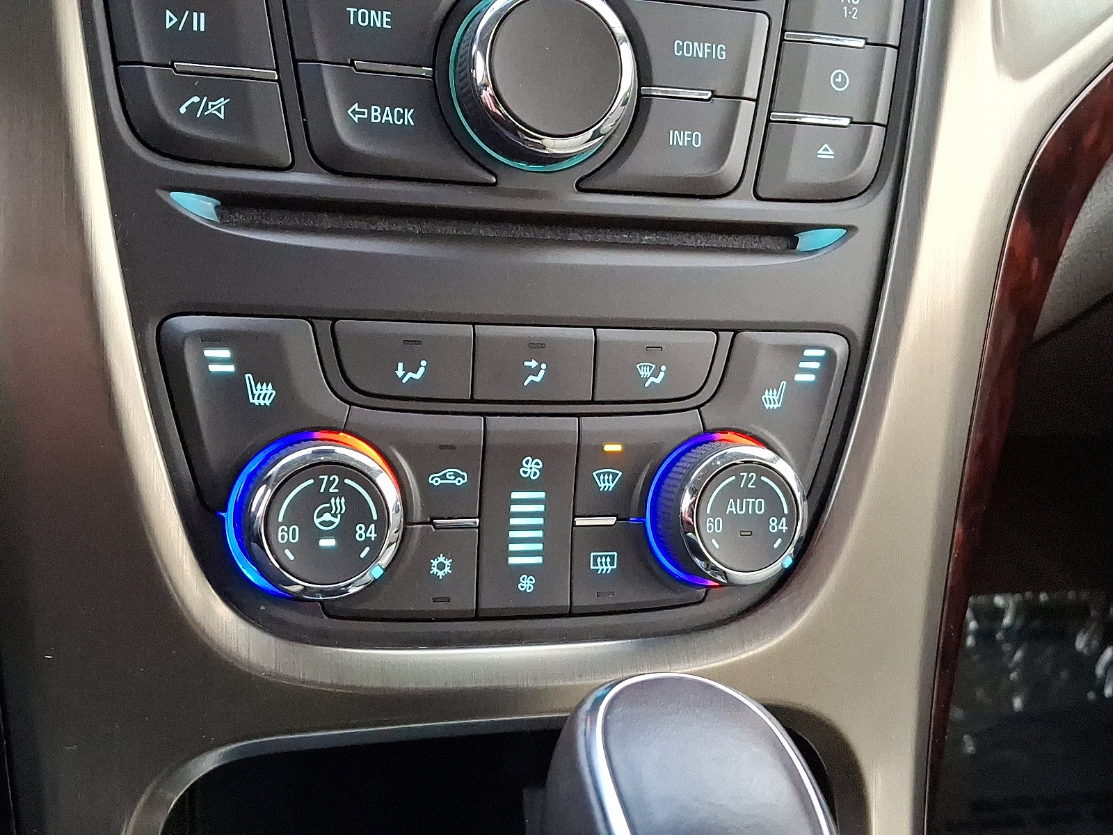 Used 2012 Buick Verano Leather image 30