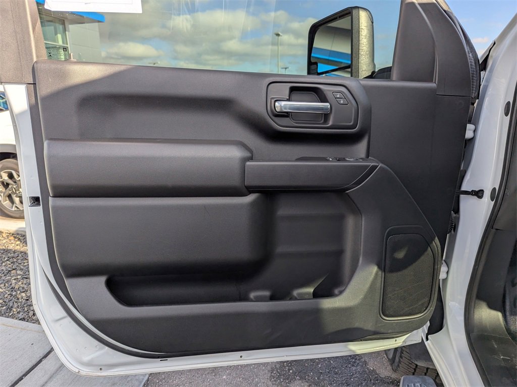 Used 2023 Chevrolet Silverado 3500 W/T image 10