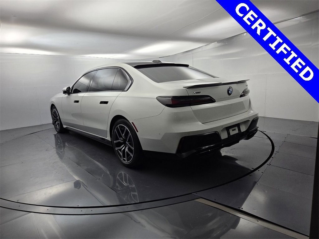 Used 2024 BMW 760i xDrive w/ Executive Package image 6