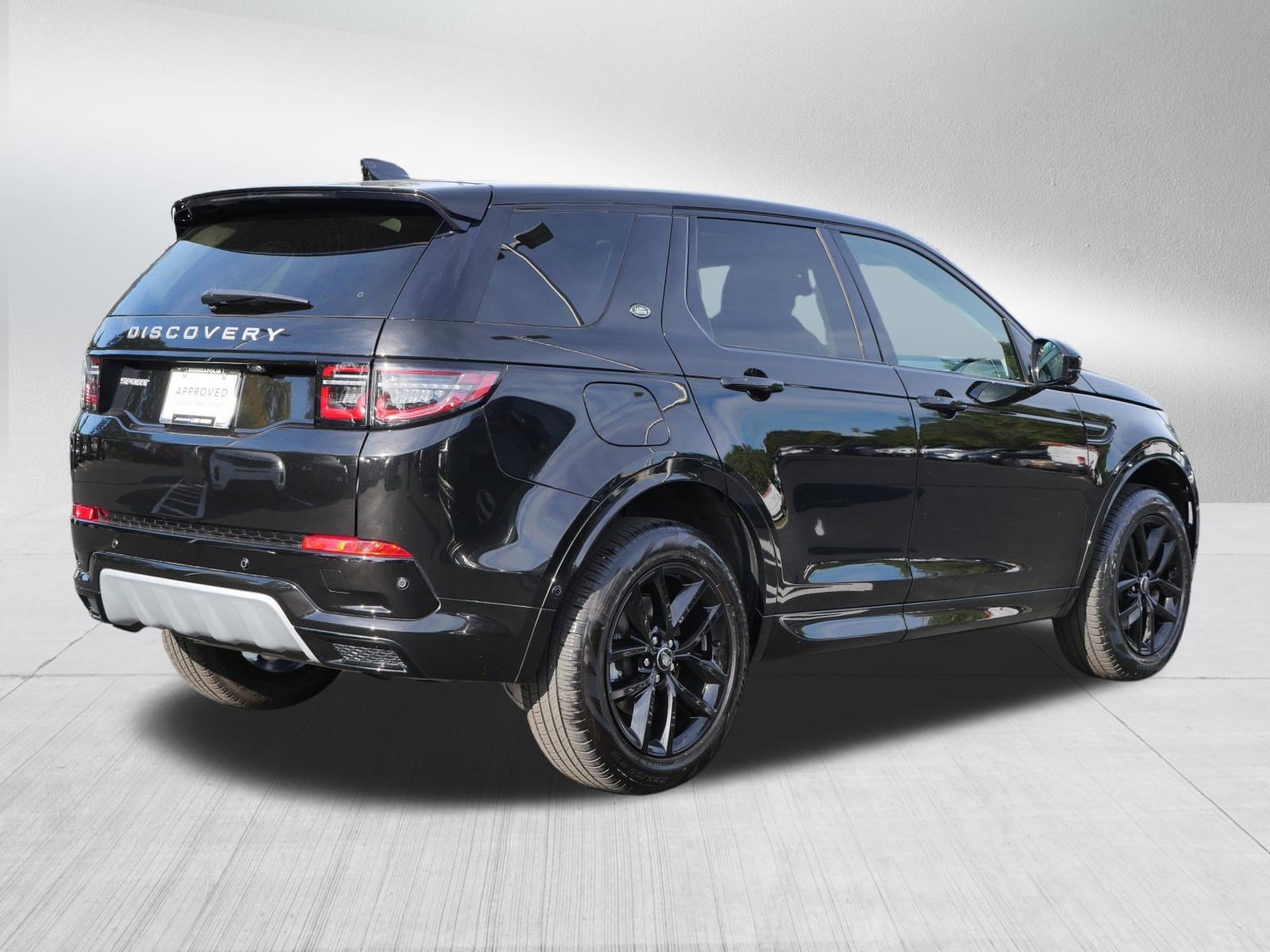 Used 2025 Land Rover Discovery Sport S AWD/4WD image 5