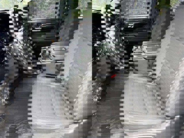 Used 2024 Chevrolet Silverado 2500 LT image 27