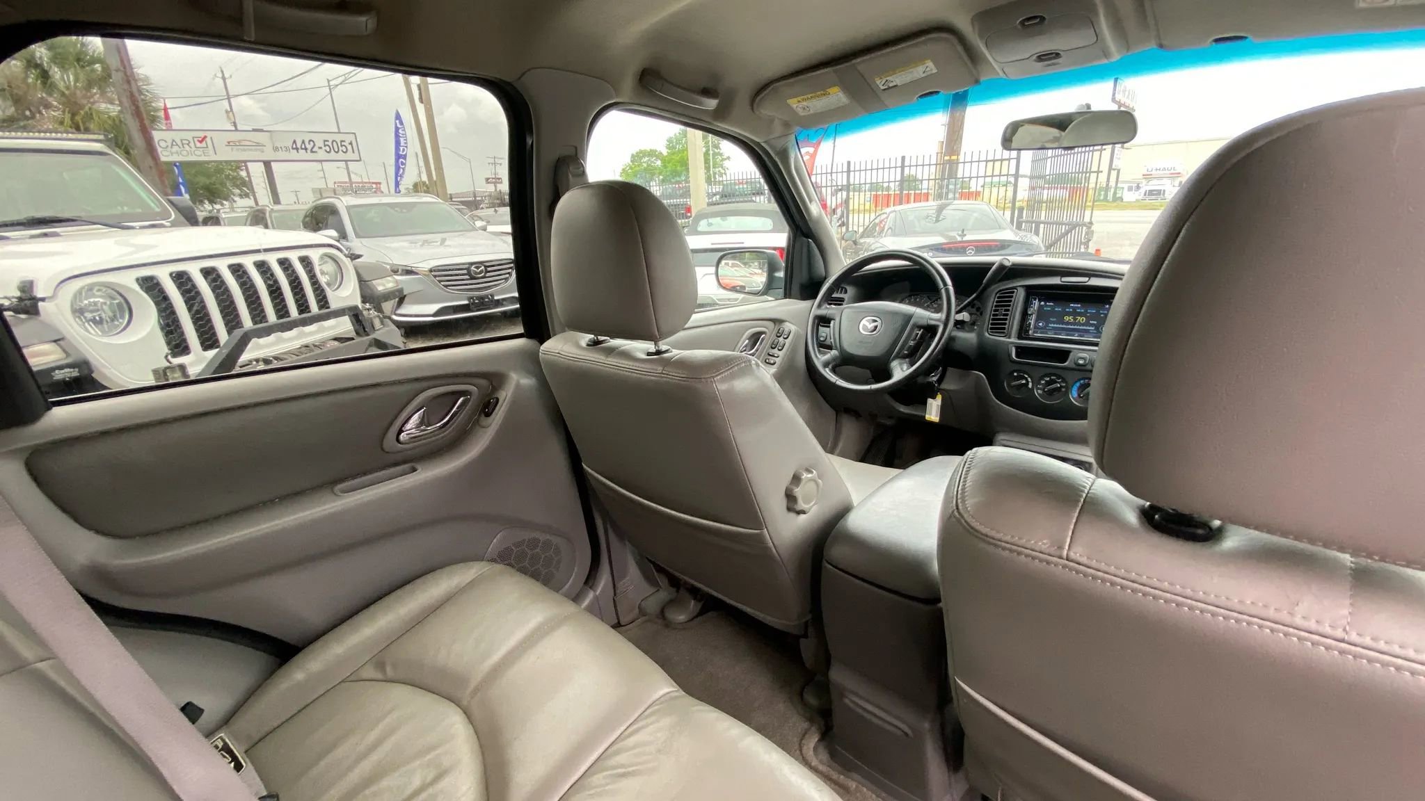 Used 2002 MAZDA Tribute ES image 17