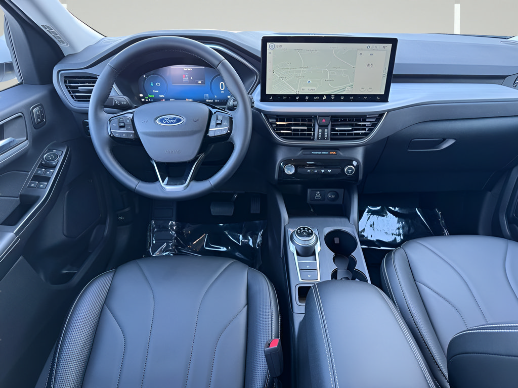 Used 2025 Ford Escape Platinum w/ Premium Technology Package FWD image 20