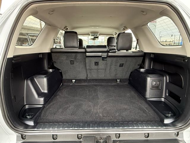 Certified 2024 Toyota 4Runner SR5 Premium image 31